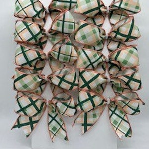 Spring Plaid Bows/ Set 10 Bows/ Treat Bag Bows/ Christmas Tree Bows/ Craft Bow Set 10/ Spring Tree Bow Set 10