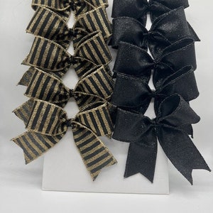 Geteilte schwarz und Gold glitzernde Streifen und schwarz schimmernde Bögen Set 10 / Leckerli-Beutel-Bögen / Weihnachtsbaum-Bögen / Weihnachtsdekor / Handwerk-Bogen-Set 10