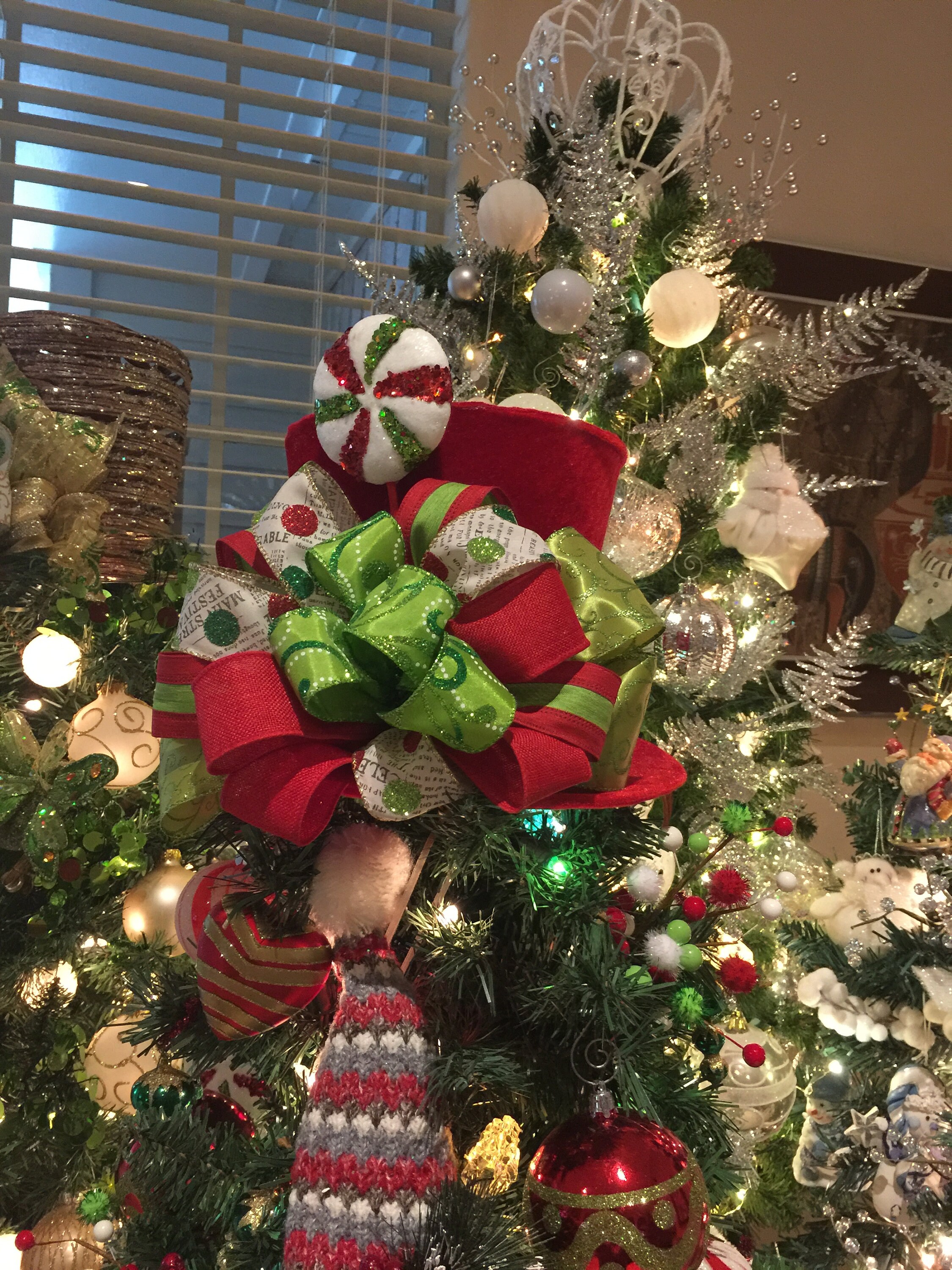 Red Top Hat Christmas Tree Topper Centerpiece Etsy