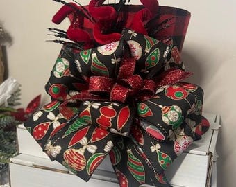 Comment Planter Des Fleurs Dans Une Souche D'arbre Encombrante Pour La Camoufler En Beauté