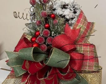 Christmas Tree Topper Snowy Wicker Top Hat-Centerpiece Traditional Red Green Gold