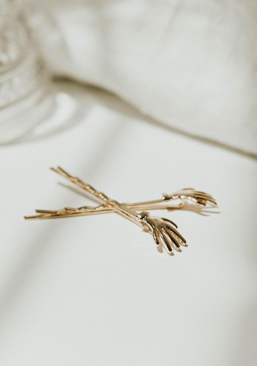 Cute Hand Shape Hair Pin, Minimalist Bobby Pins, Unique Artistic Hair ...