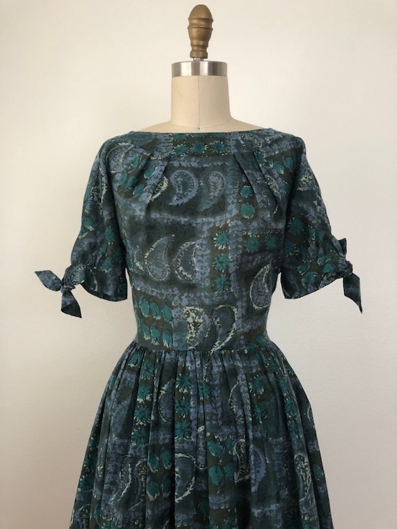 1950s Britanica Paisley Dress | Vintage Sundress - image 4