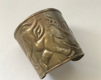 Pulsera vintage de latón con diseño de elefante