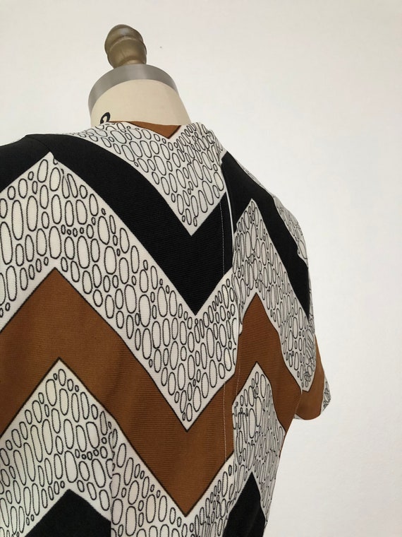 1970s Mid Century Chevron Dress | Artsy Dress - image 4