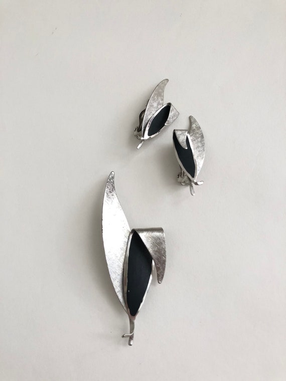 1960s Silver Leaf Jewelry Set | Vintage Earrings … - image 2