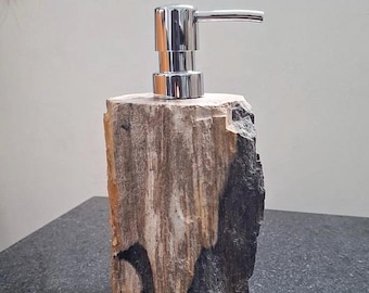Dispensador de jabón de madera petrificada, bomba de jabón de piedra natural, accesorio de baño rústico, dispensador de jabón de manos de lujo