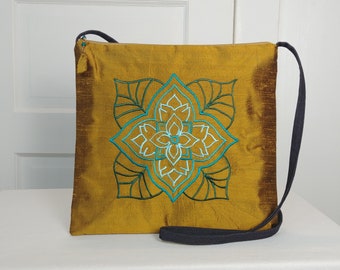 Sac Crossbody Sac Sac à main Crossbody Sac à main Sac brodé Sac brodé Sac à main Boho Sac Boho Sac Boho Sac Cadeau pour elle