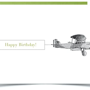 Carte d'anniversaire - avion avec bannière d'anniversaire