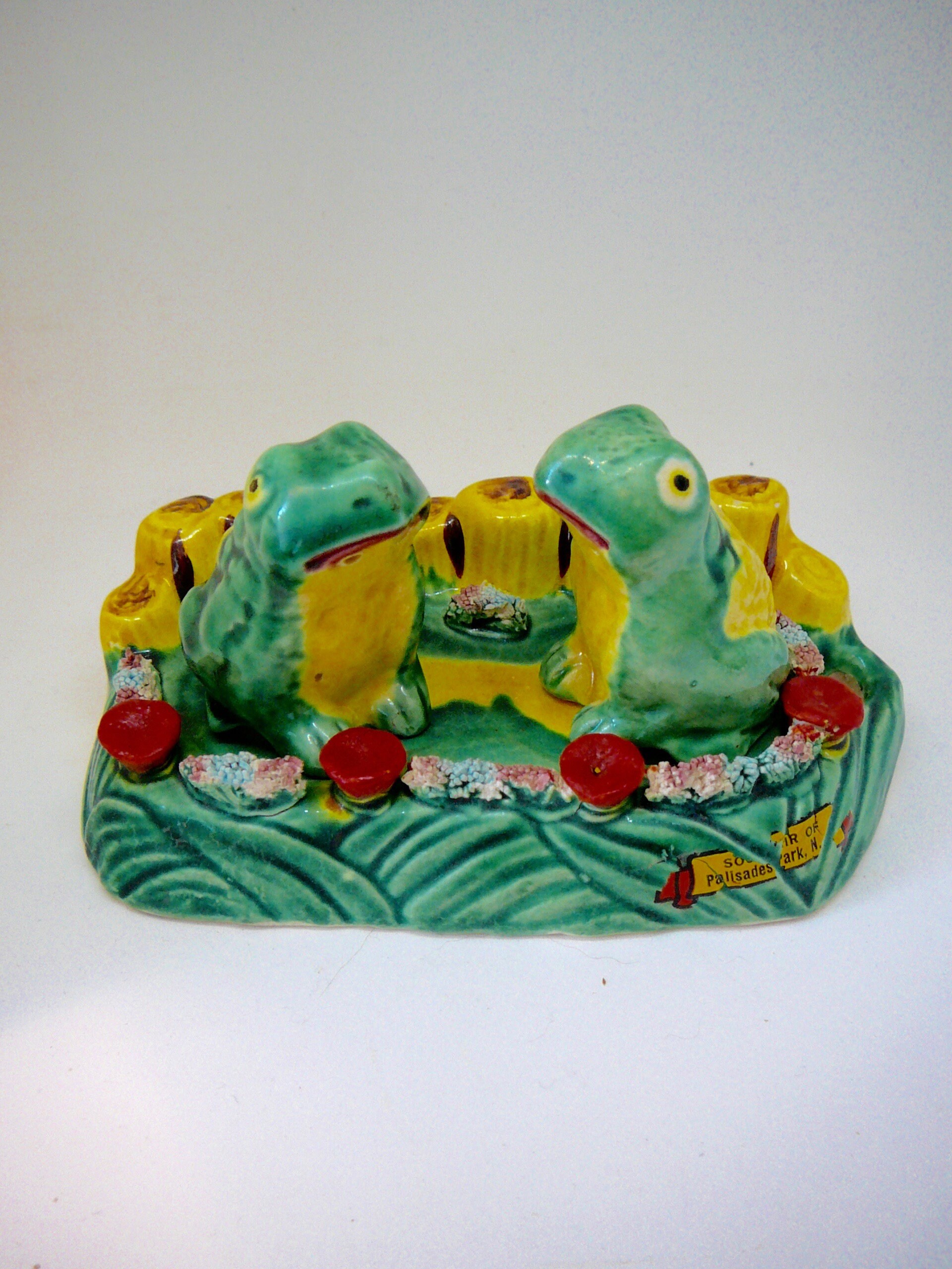 Vintage Salt and Pepper Shakers Frogs In A Pond