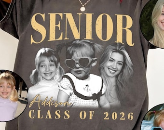 Camiseta Comfort Colors® personalizada con foto vintage y año de graduación: Clase de 2026