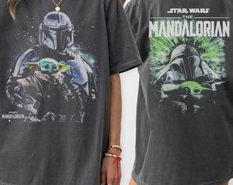 Maglietta Comfort Colors® Mandalorian a due lati, Star Wars Disney vintage, top Grogu Bounty Hunter