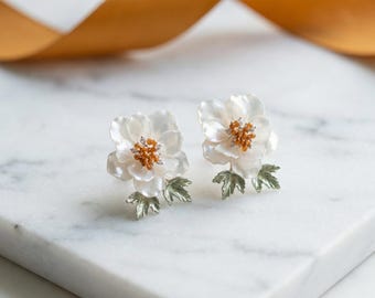 Pendientes de camelia hechos a mano con cristales de imitación, pendientes de novia de flores de resina, joyería llamativa de oro vintage para la fiesta de bodas.