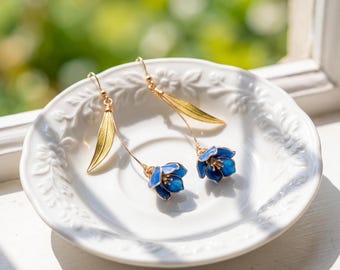 Pendientes de flores azules 3D hechos a mano, colgantes largos de resina con diseño floral, joyería llamativa de estilo francés para bodas.
