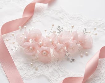 Roze mesh bloem parel haarkam, handgemaakt bruidshaaraccessoire, Franse stijl bruiloft zijkam voor bruid bruidsmeisje bal