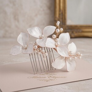 Resin Flower Hair Comb - Etsy display picture 1
