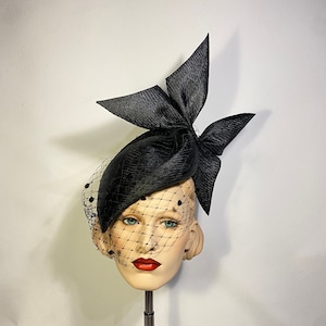Couture black parasisal fascinator with bow, headpiece, Kate Middleton style, millinery veil, Royal Ascot,Kentucky Derby,hat,races,straw hat