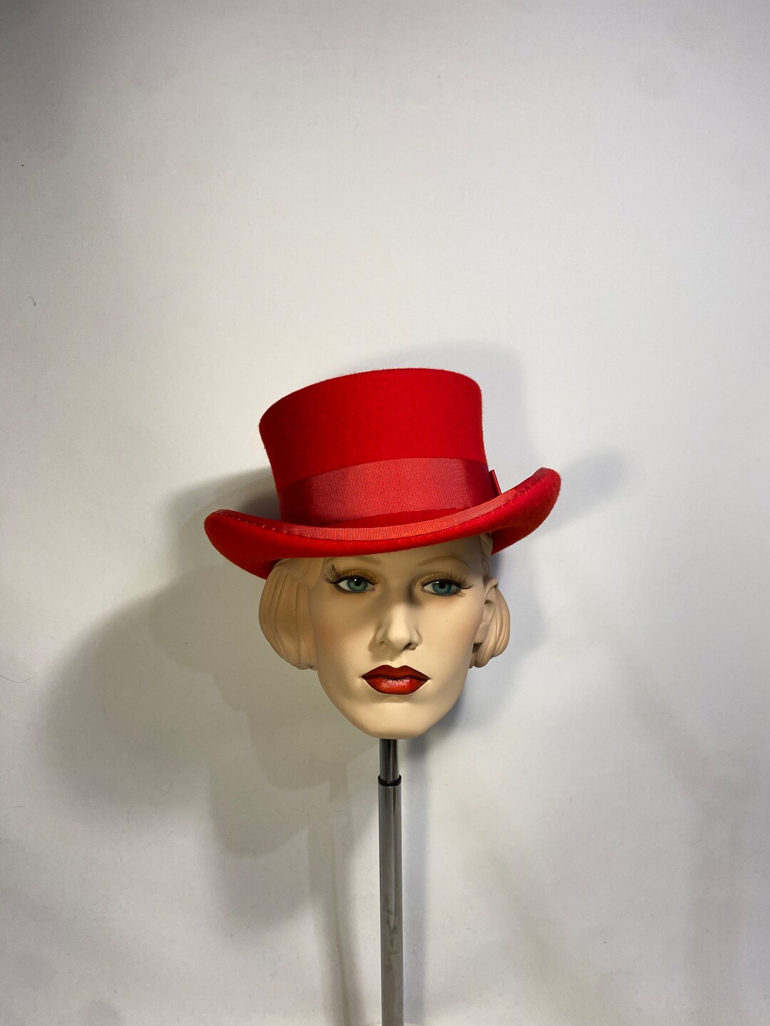 Low Top Hat Scarlet Short Top Hat Women Men Hat Unisex Hat low-top-hat-scarlet-short-top-hat-women-men-hat-unisex-hat