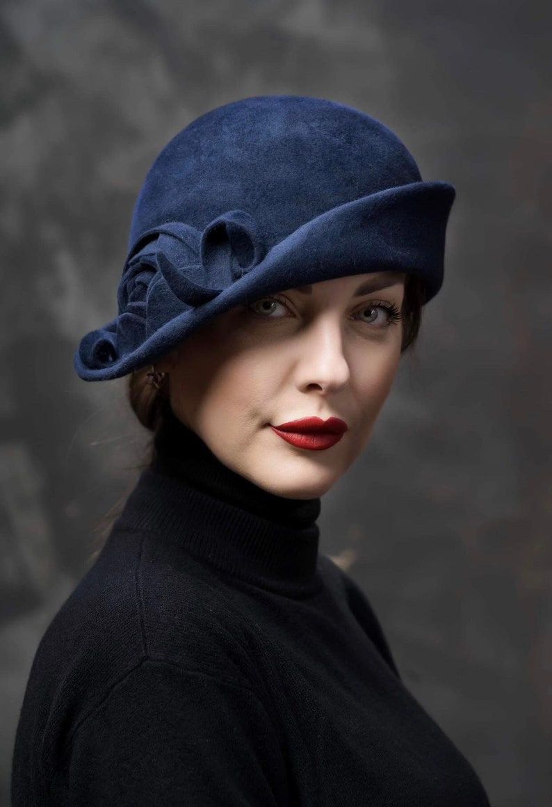 1920s hats - Glamour Daze