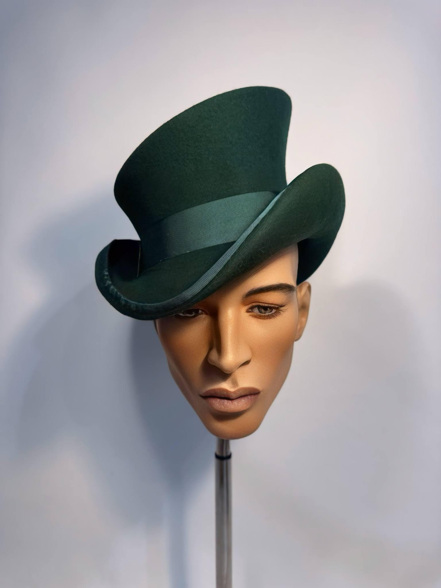 RARE 1930s\' BLACK STRAW TOY TILT TOP HAT + GRTEEN FEATHER TOP I made a miniature Mad Hatters hat for a diorama I main image 3
