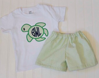 Monogrammed Baby Beach outfit, Turtle applique Seersucker shorts or pants and shirt set, baby shower gift 6m,12m,18m,2t,3t,4t,5,6