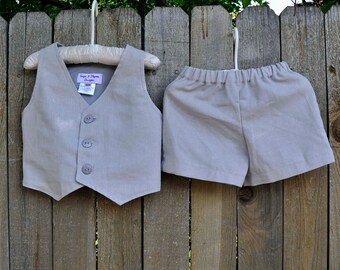 Ring bearer outfit, light grey shorts and vest, many colors, Beach Weddings, Photos, dedications...6m,12m,2t,3t,4t,5,6,7,8,10