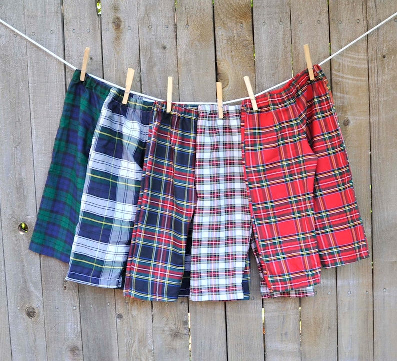 Red Christmas pants, lightweight red and ivory plaid shorts for boys and girls, tartan Thanksgiving clothes 3m,6m,9m,12m,18m,2t,3t,4t,5,6,7 Bild 4