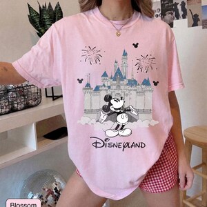 Retro Disneyland Castle Mickey Shirt, Family Matching 2026 Trip Castle Shirts, Disney Sleeping Beauty Castle Shirt, Disney Vacation Trip Tee Blossom/Light Pink