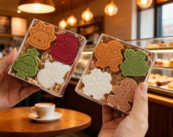Christmas scented candles | Santa Claus, snowflakes, gingerbread men, bells | A small Christmas gift for her