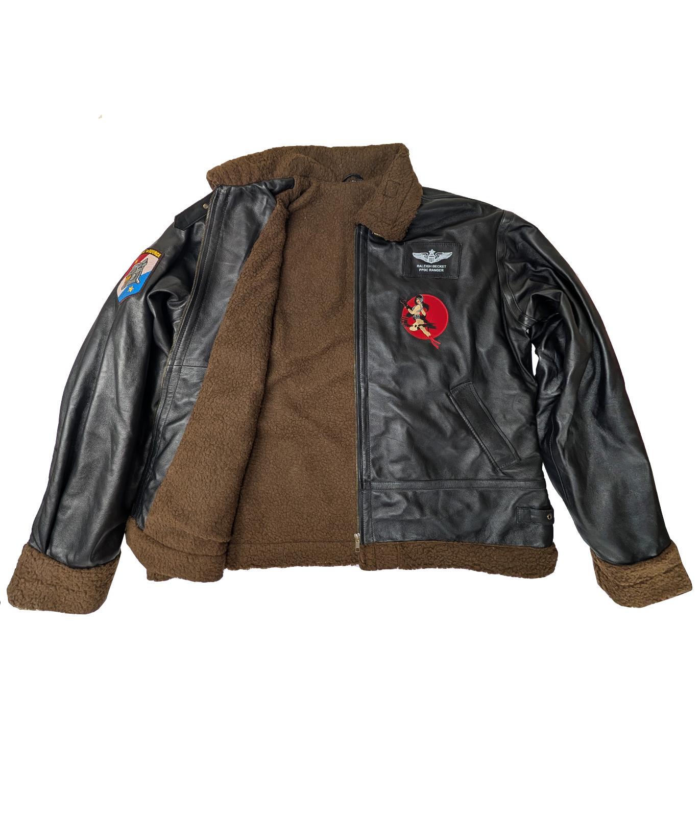 Pacific Rim Raleigh Becket Charlie Hunnam Gipsy Danger Shearling