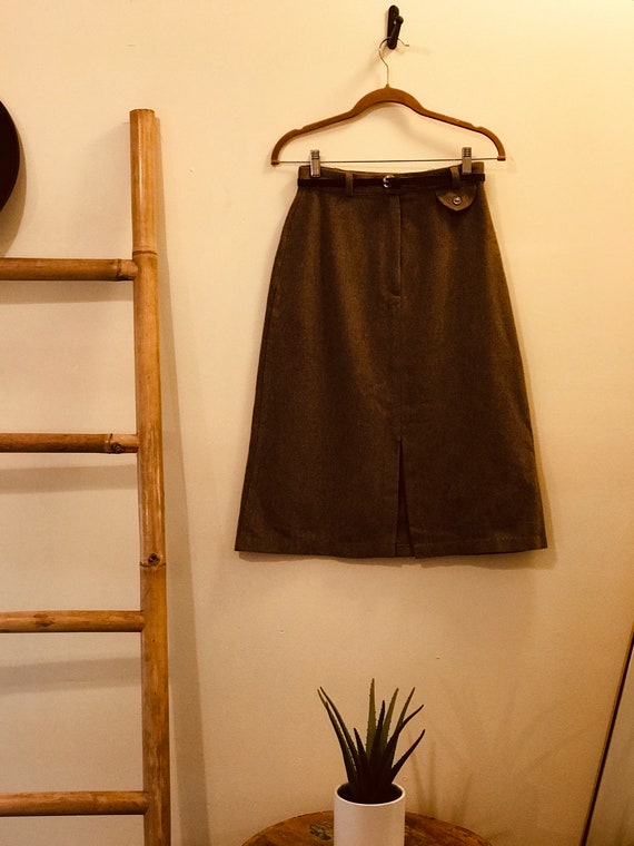 Vintage straight wool skirt