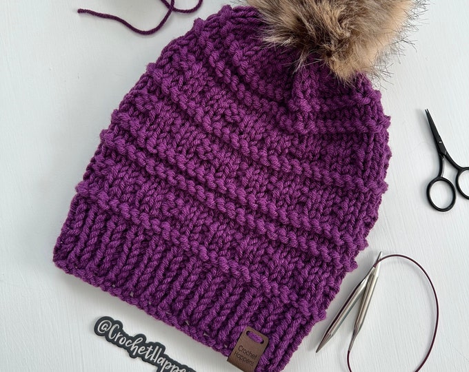 Featured listing image: Women’s Winter Hat
