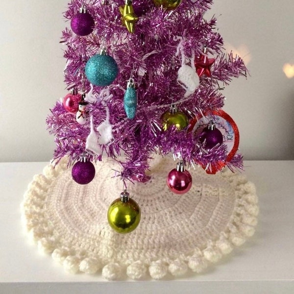 Mini Ivory Christmas Tree Skirt