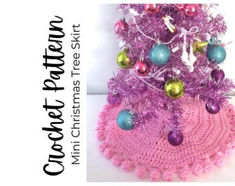 Bobble Table Top Christmas Tree Skirt PATTERN, Crochet Mini Tree Skirt, Christmas Pattern