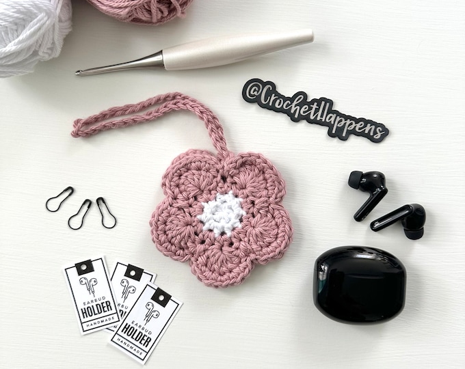 Crochet Flower Earbud Pouch