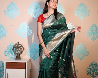 Woven Design Zari Silk Blend Handloom Paithani Saree