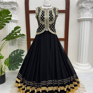 designer ethnic dresses What Is The Best Designer Ethnic Wear For Women? Safaa World
