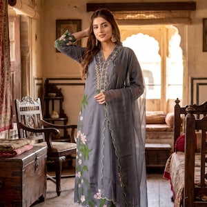 floral chiffon maternity maxi dress Madeline Convertible Print Short Sleeve High Low lace appliques LENGTH:PETITE ( 5'4 & UNDER) Tiered ruffle details along