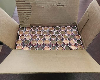 Rollos de monedas de un centavo sin clasificar