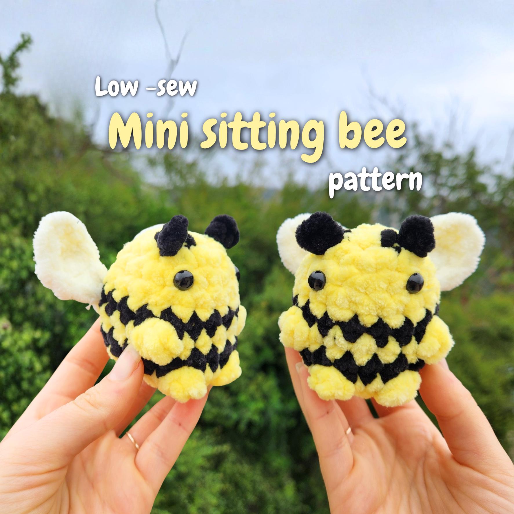 Mini Sitting Bumble Bee Crochet Pattern LOW SEW Kawaii Chubby Toy ...