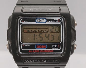 Q&Q Quartz Digital Alarm Chronograph Vintage Men’s Watch