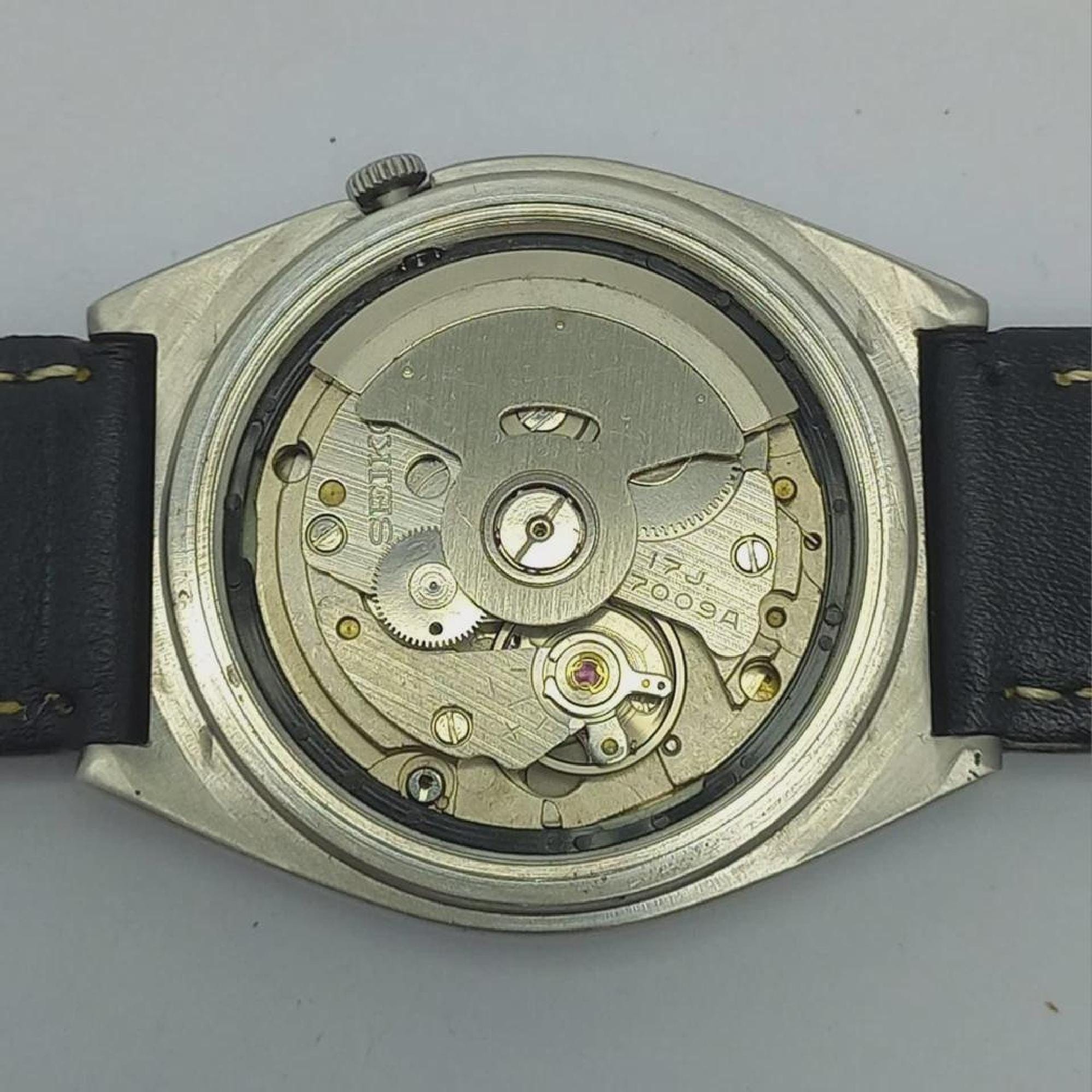 Seiko 5 Automatic 7009-876A Vintage Men's Watch Day/date Stainless