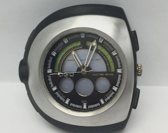 Reloj digital vintage Ana DGO con doble horario para hombre.