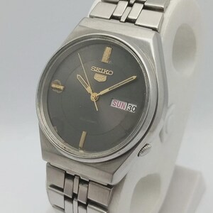Vintage Seiko 5 Automatic Watch 6309-8820 Men’s Day Date