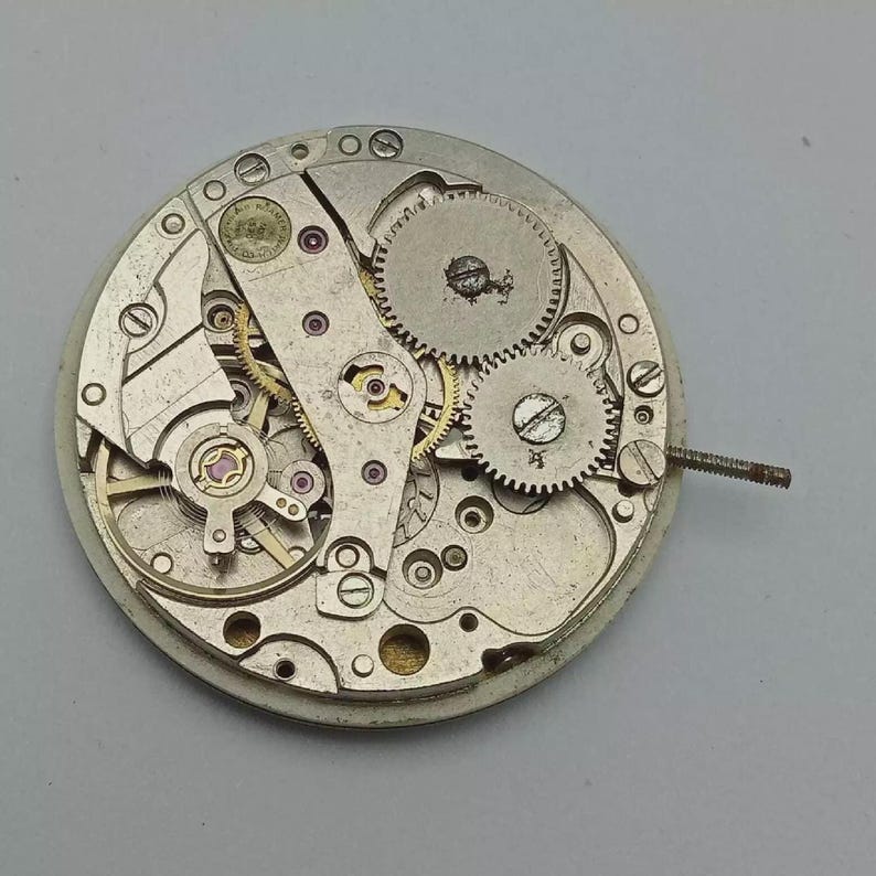 Elegant Vintage Roamer MST 520 Manual Winding Watch Movement for Parts