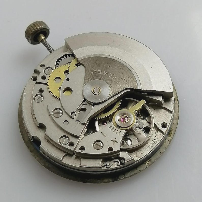 RICOH 7526/A Automatic Watch Movement – For Parts, Repair or Restoration