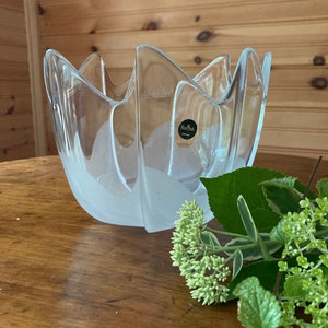 Signed Rosenthal Studio-Linie IceDew Large Minimalist Decor Modern Pinwheel Bowl Original Sticker, c 1980s Housewarming Gift Wedding Present