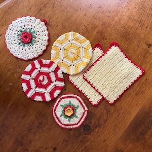SIX Crocheted Multicolour Potholders Vintage Red/White/Yellow Kitchen Retro Decor Cottage Kitsch 1950s Gift for Her/Hostess Granny Core