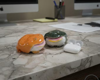 Funda protectora 3D con diseño de rana verde para AirPods Pro y Series 1-4: funda de silicona a prueba de golpes para auriculares, un accesorio tecnológico divertido y original.