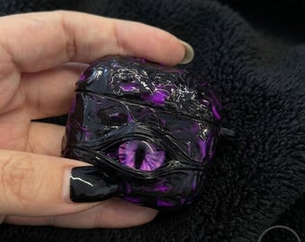 Glow‑in‑the‑Dark Cthulhu Demon Eye DIY Resin Case for AirPods Gothic Fantasy Protective Cover Unique Tech Accessory